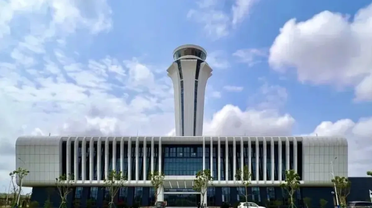 民航湛江：UXDB 支撑空管信息系统自主可控建设